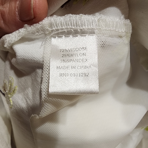 Lulu-B Palm Tree Capris, Size 10 - Picture 6 of 6